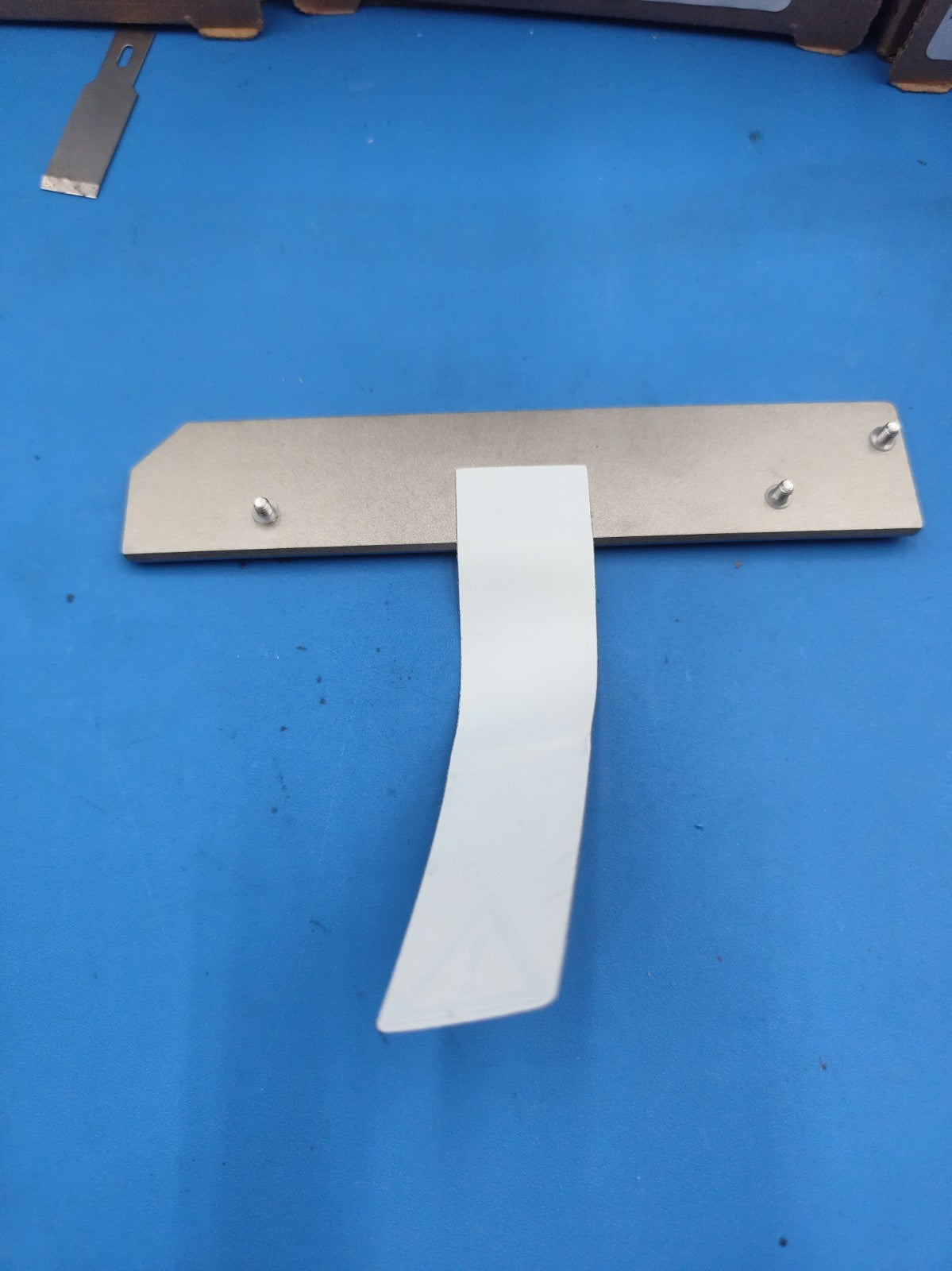 SpectraMax ID5 Microplate Reader Transport Lock