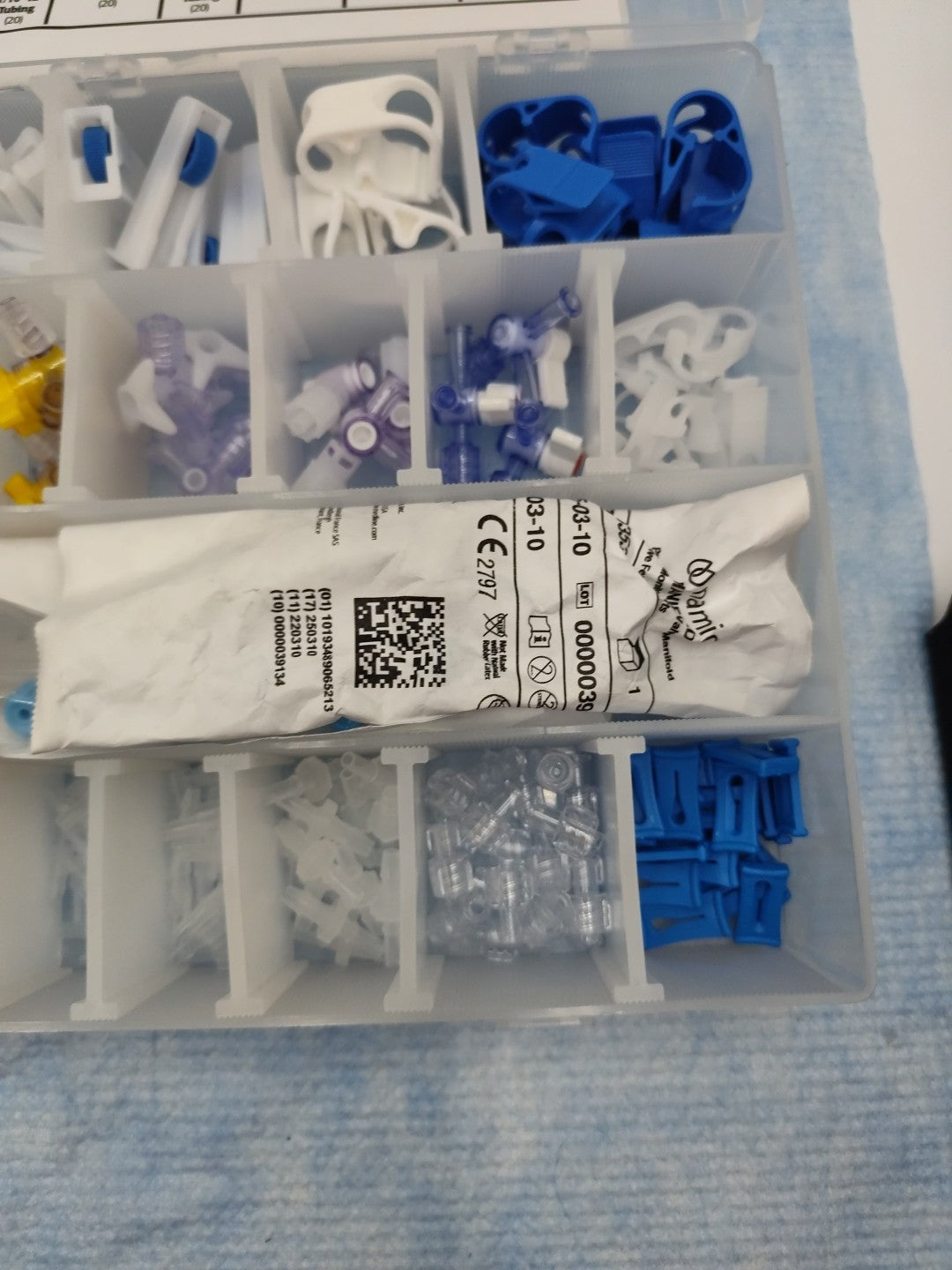 world precision instruments lower valve assortment fittings 14011