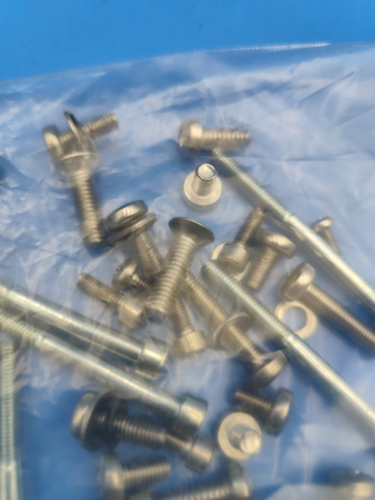 Lot Of Used Screws From GE Akta