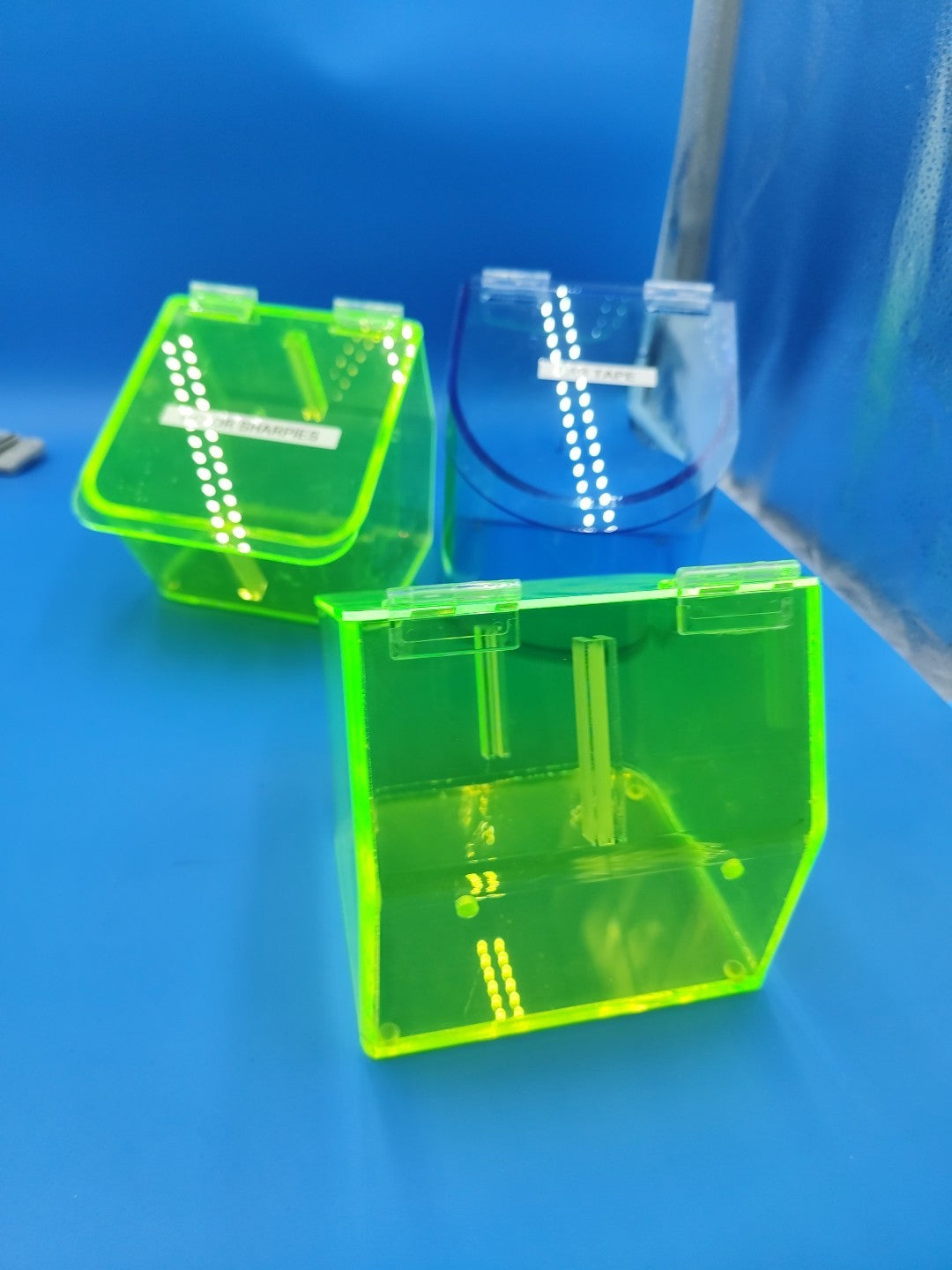 Acrylic Benchtop Dispensing Bin Green Or Purple