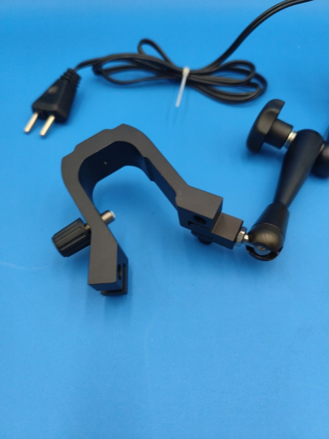 Leica Stereo Microscope Clamp 10445654 With Arm And  Optic Light
