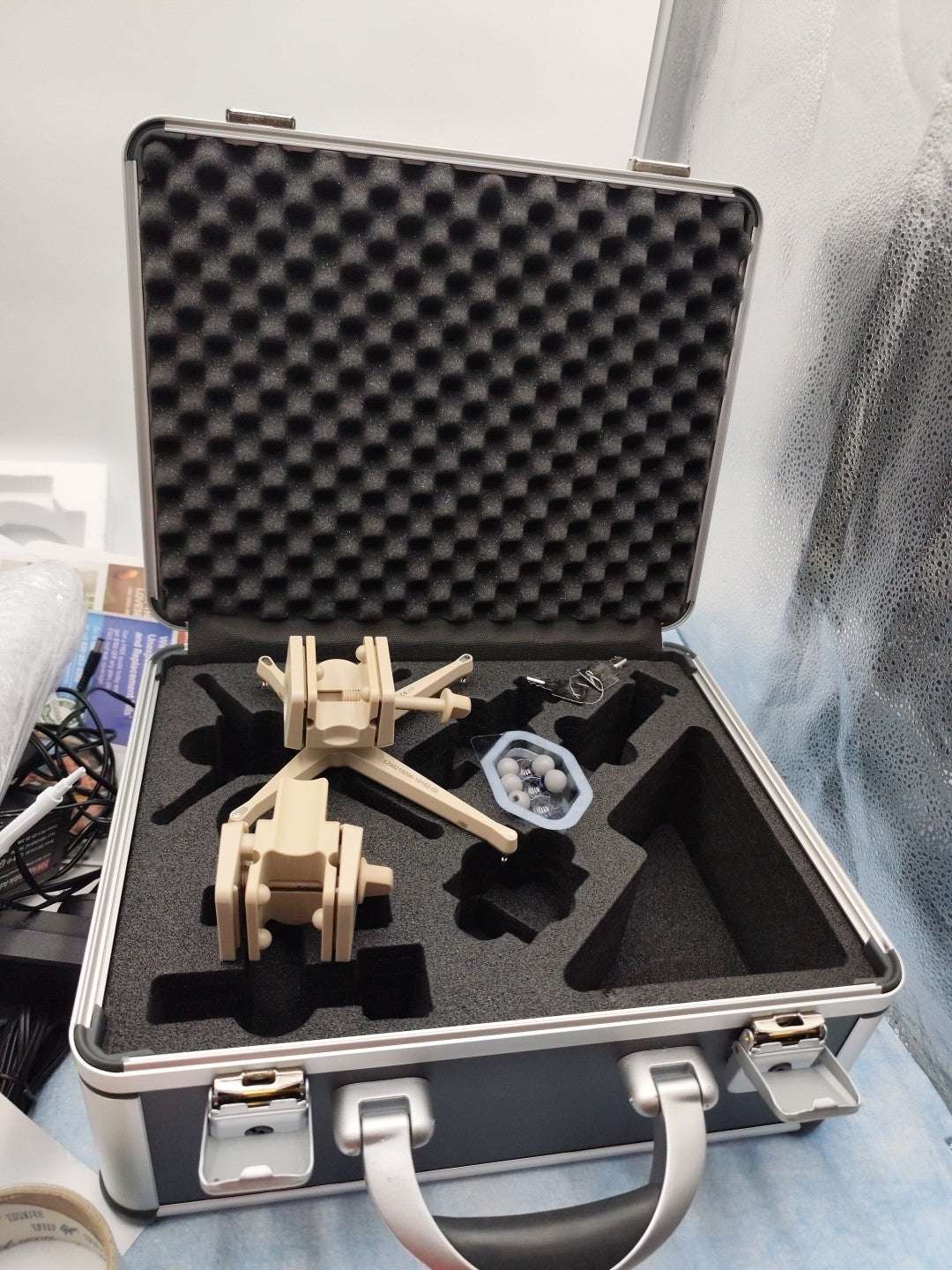 Brainlab Case Accessories And Keys Drapelink 