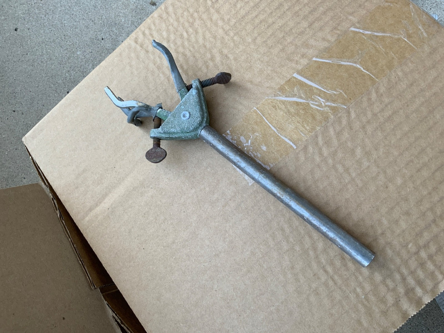 laboratory clamp or ring for column flask etc