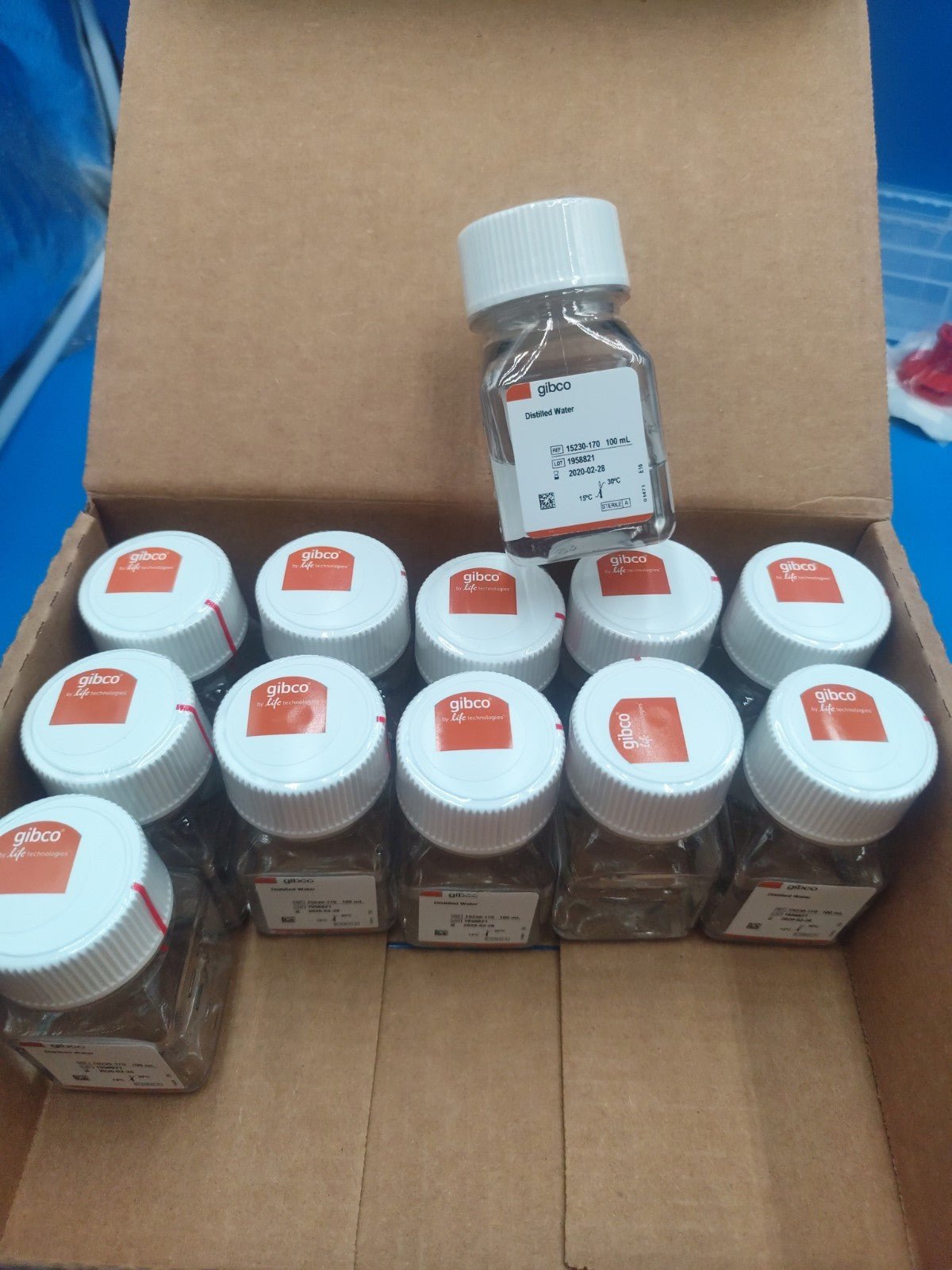 Gibco distilled Water With Seal 100ml 12 Pieces Year 2020