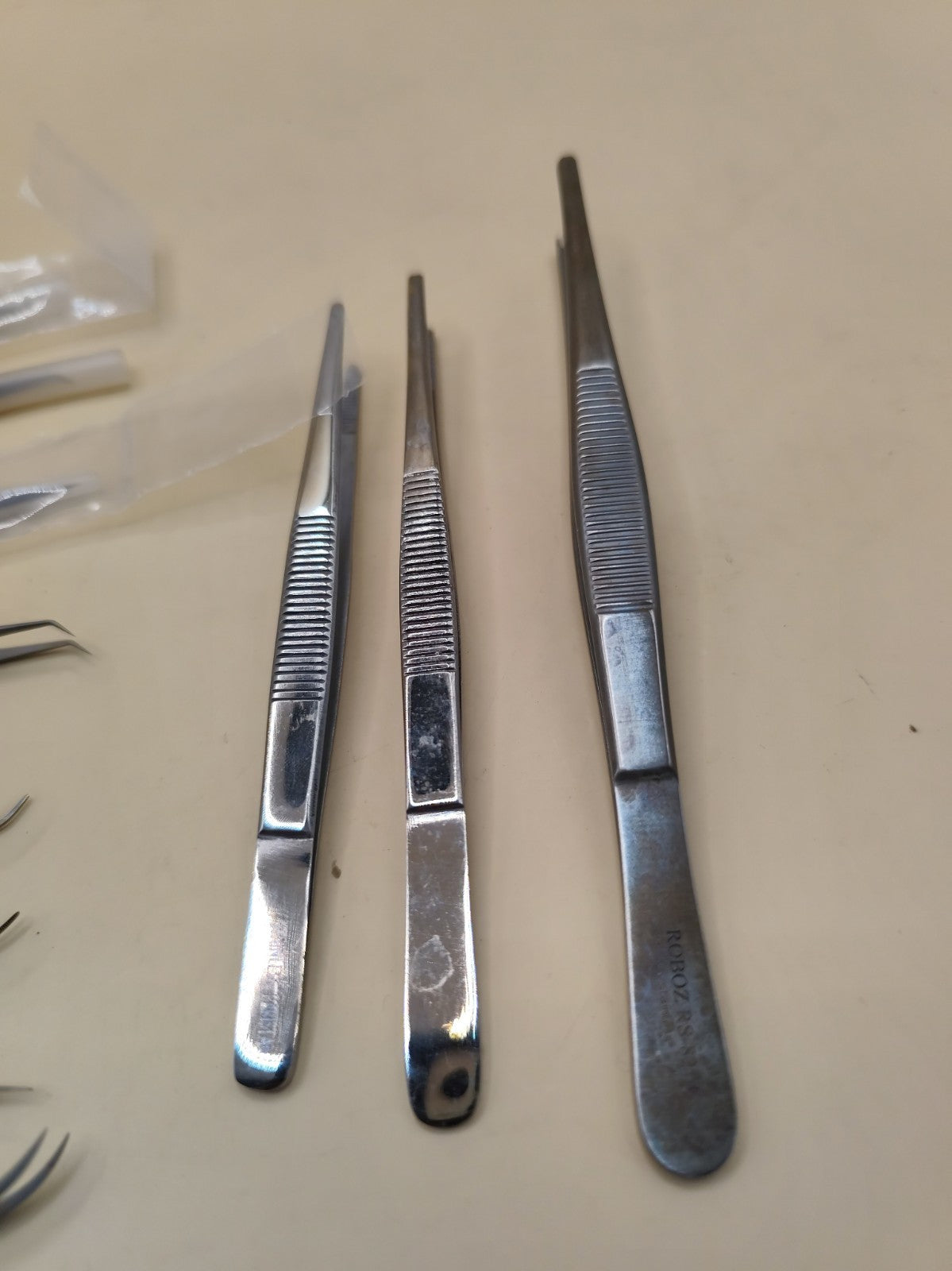 Set Of 11 Forceps FST Dumoxel Roboz Etc