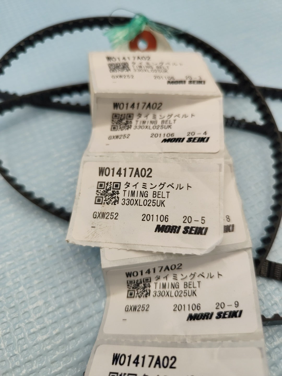 330xl025 Timing Belt Lot Of  3