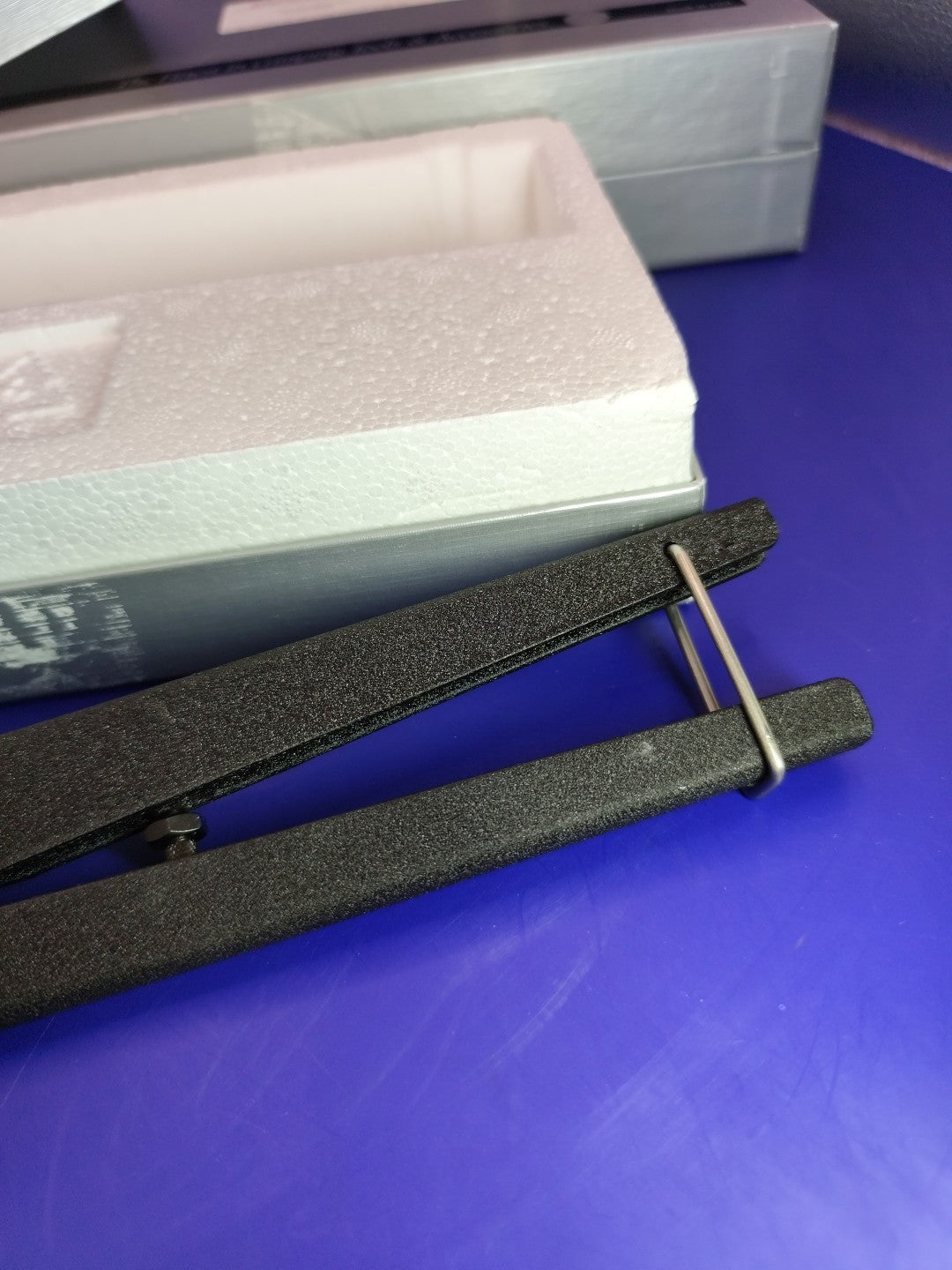 Vial Decapper For 11mm Seals 33181U Supelco