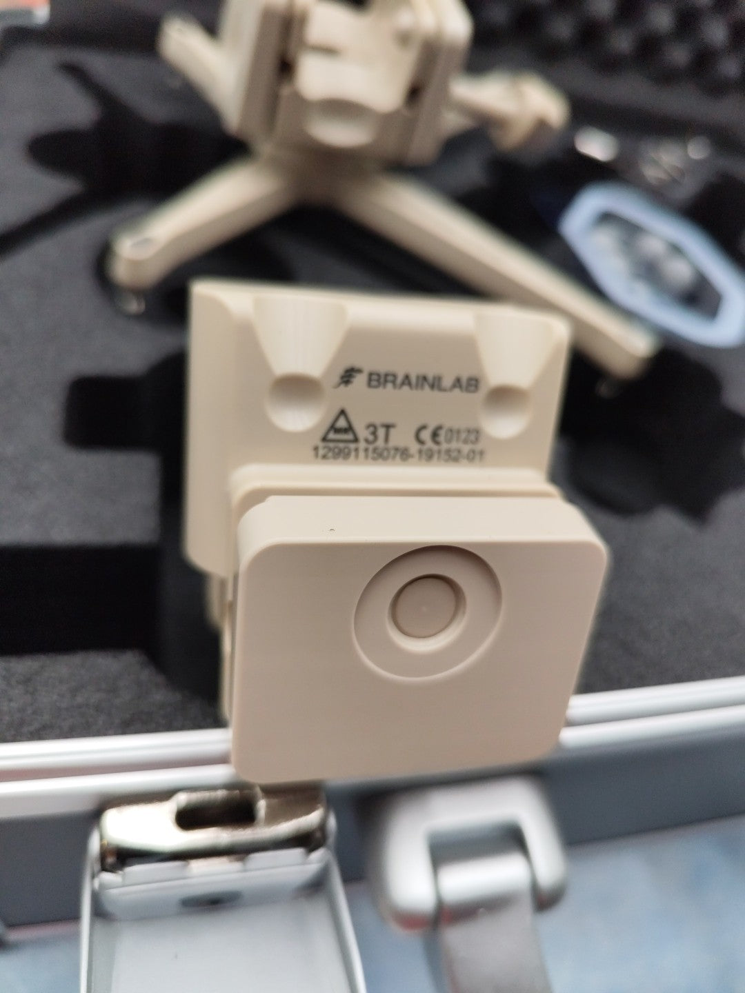Brainlab Case Accessories And Keys Drapelink 
