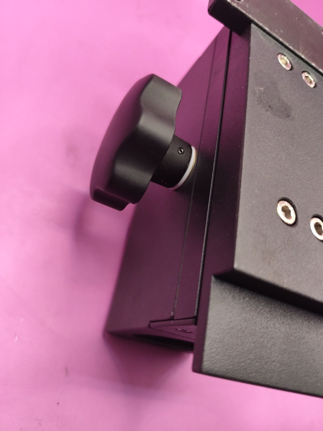 Microscope Focusing Mount Adjustment