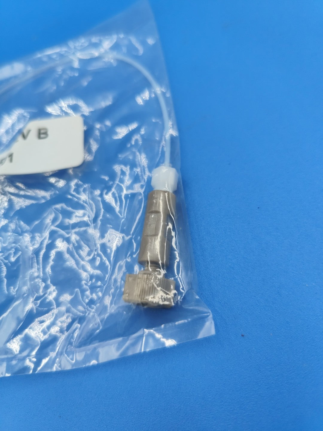 335452 rev b DI060701 Tubing And Connector