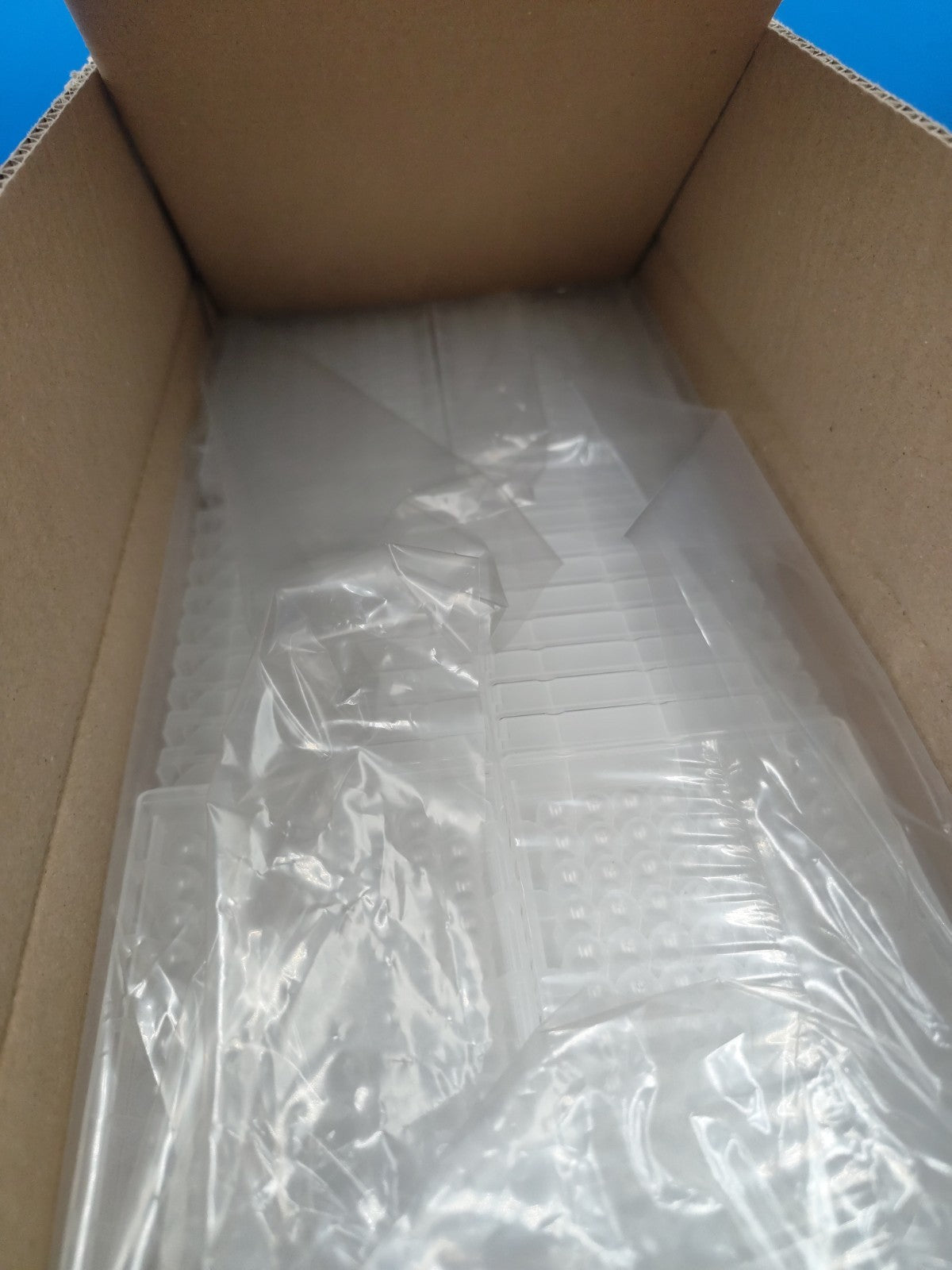 5042-1385 agilent 96 well plate case 120
