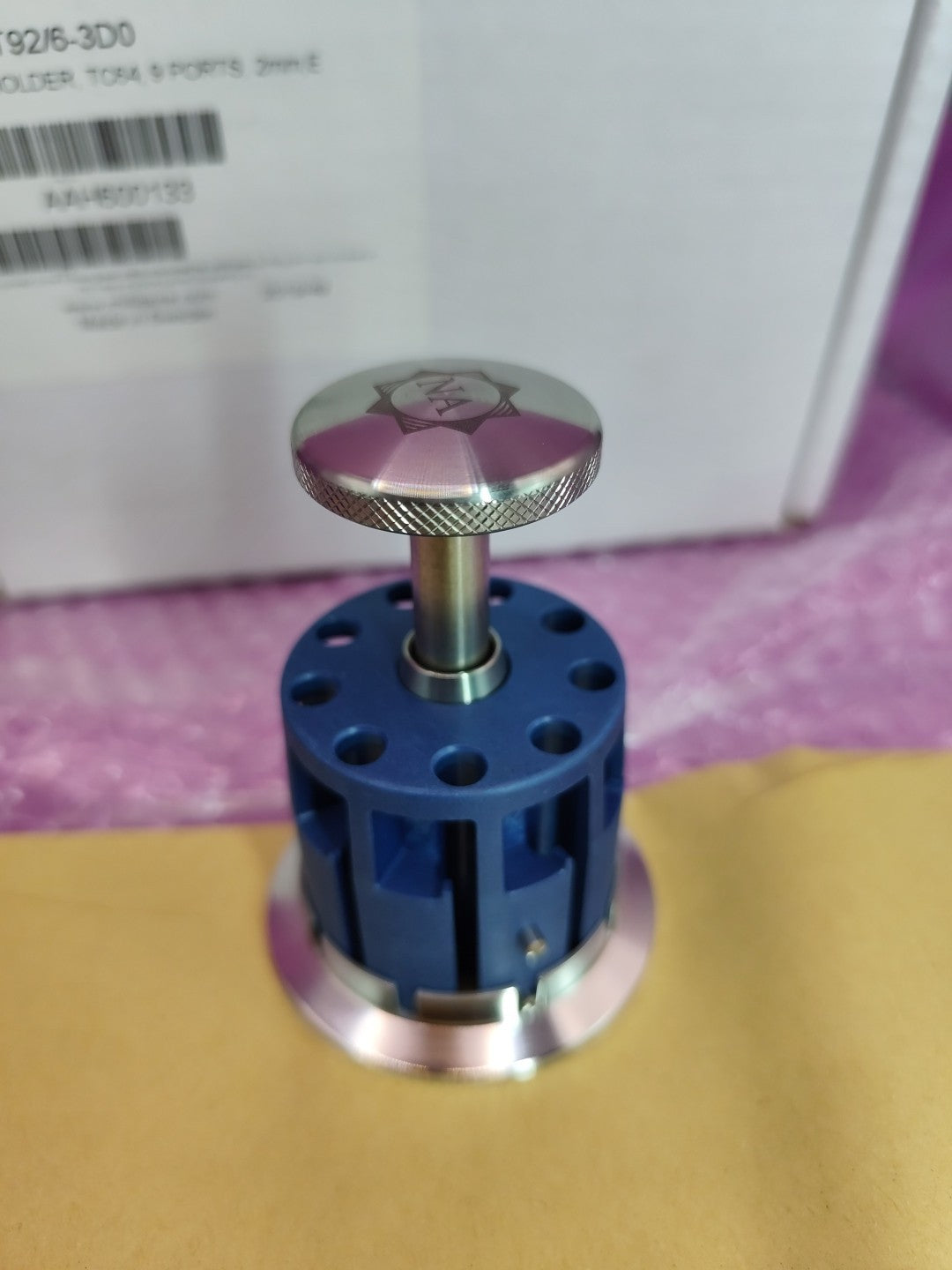 Millipore NovaSeptum Holder CCS AT92/6-3D0 9 Ports TC64 2mm E