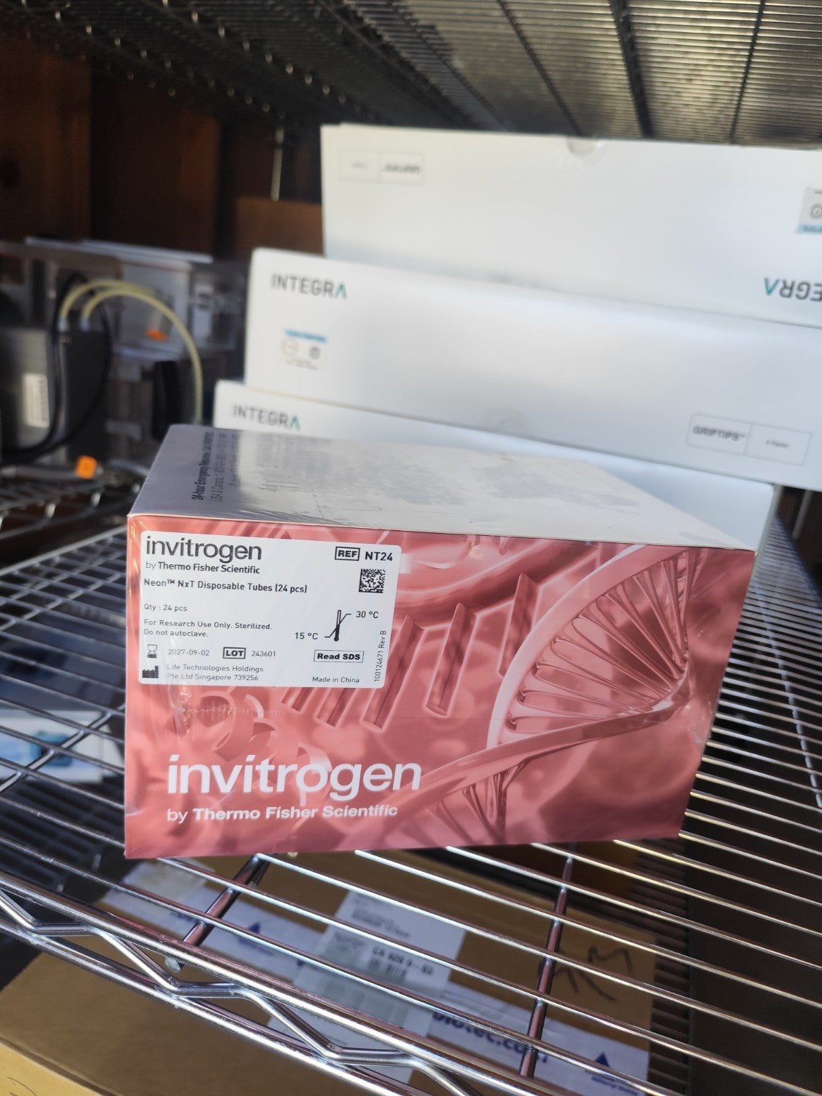 Neon™ NxT Electroporation System 1-Channel Tubes