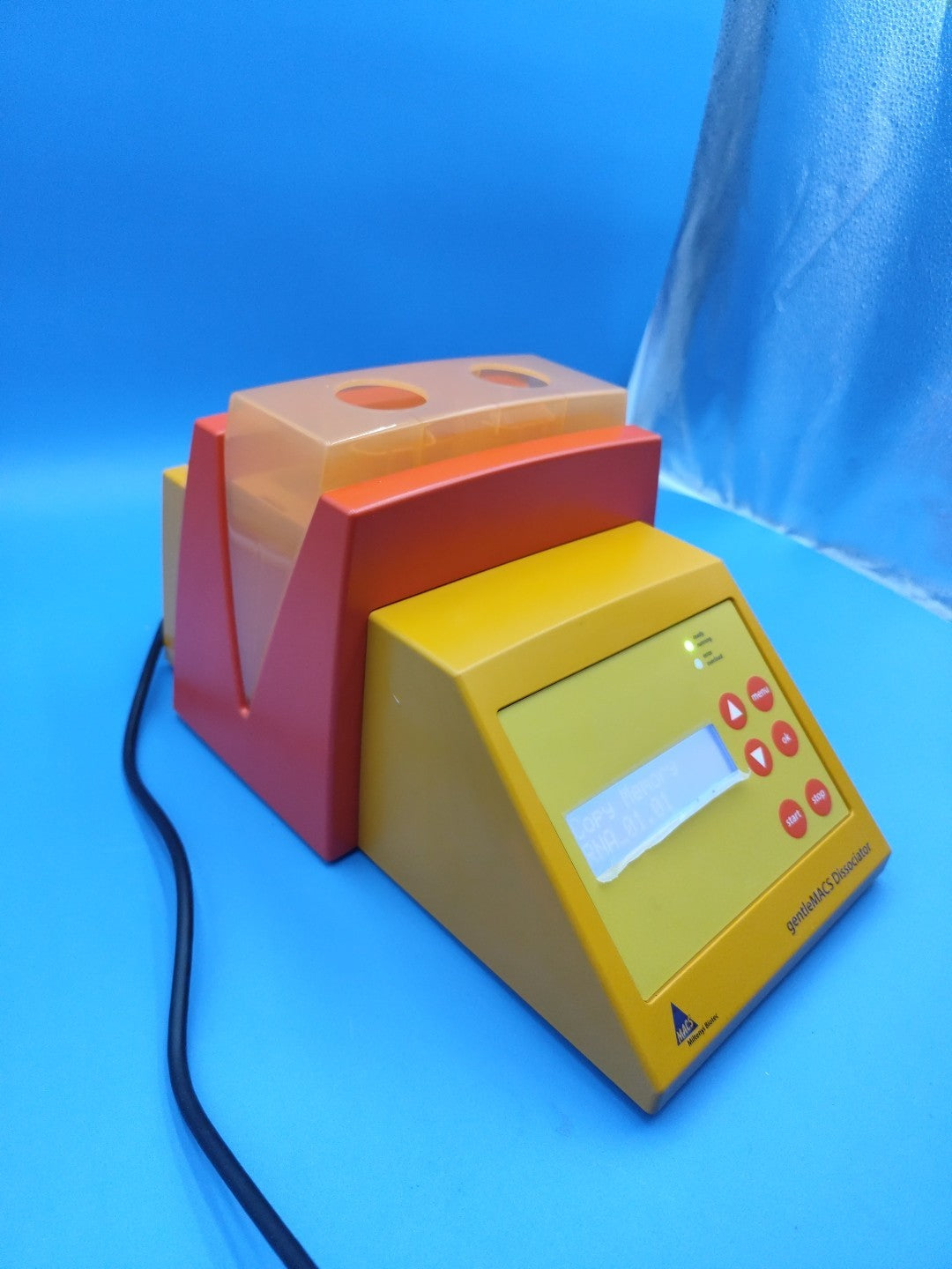 Miltenyi Biotec gentleMACS Dissociator 130-093-235