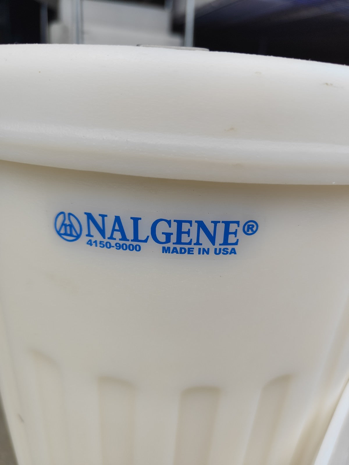 Cole-Parmer Thermo Scientific Nalgene 4150-9000 All-plastic 10 Liter Dewar flask
