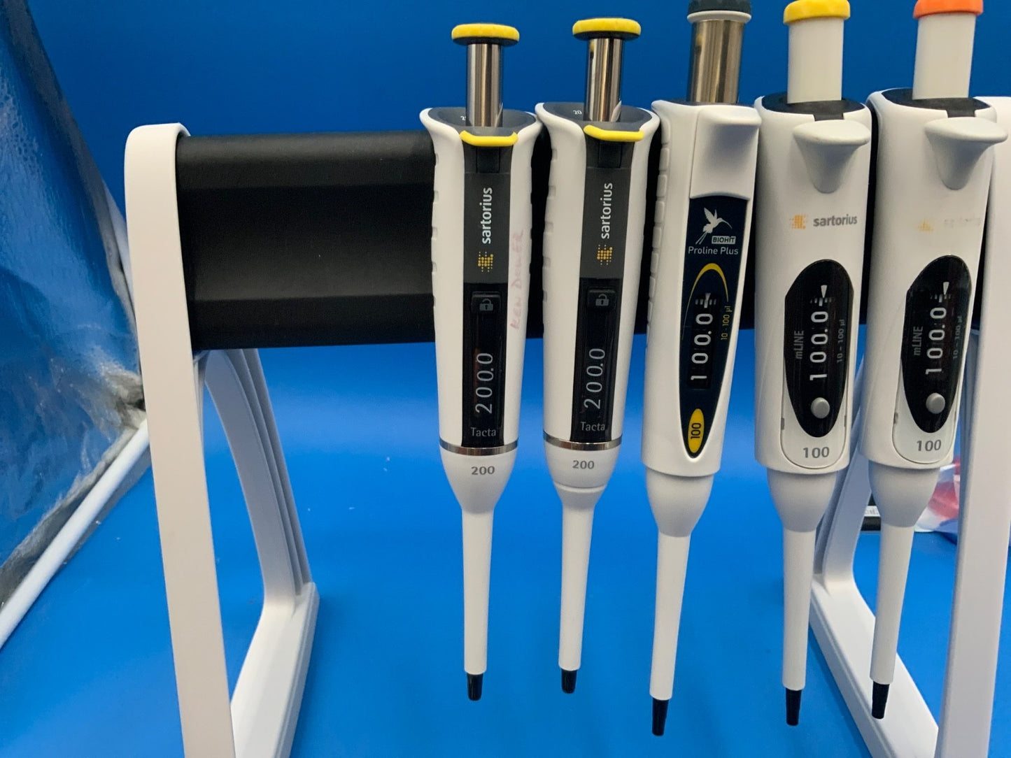 Sartorius Biohit Single Multi Channel Adjustable Pipette TESTED working Stand