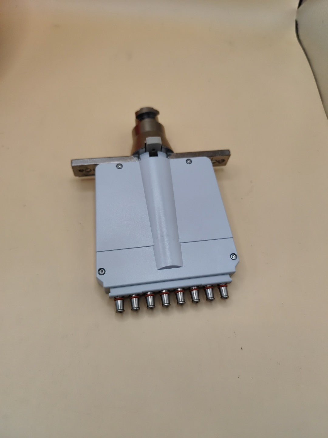 Eppendorf epMotion TM 50-8 Dispensing Tool 8-Channel 1-50uL