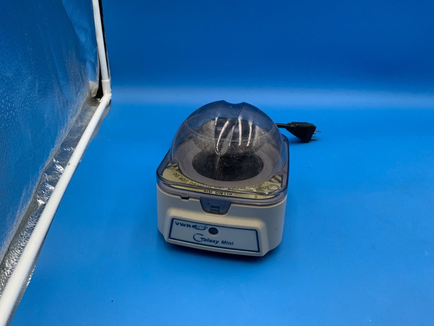 Mini Centrifuge for 1.5 ml 2ml or PCR tubes Thermo VWR Fisher Corning Mini Spin