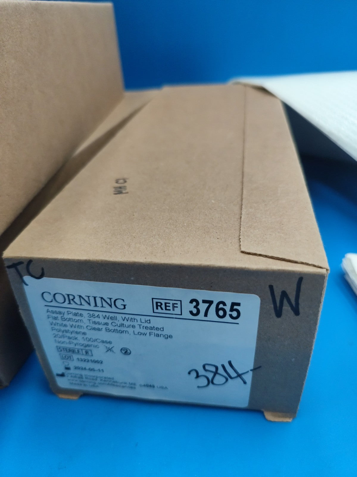 Corning 3765 384 Well Plate Assay TC Treated White W Clear Bottom Pack 20