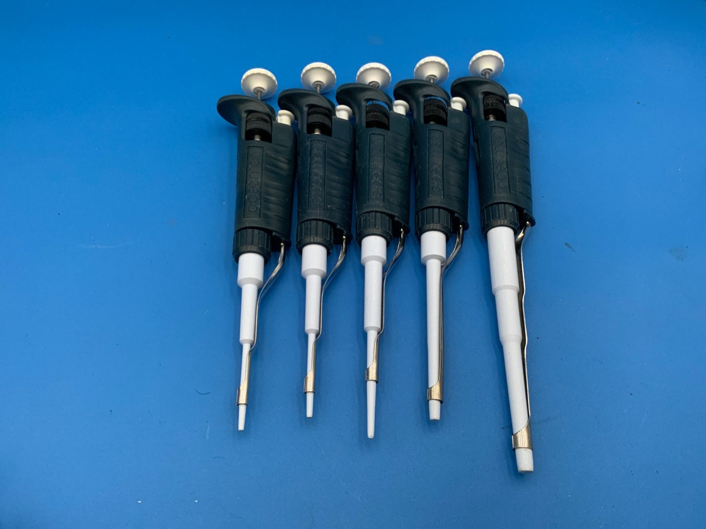Gilson Pipetman or Equivalent Adjustable Single Multi Channel Manual Pipette Set