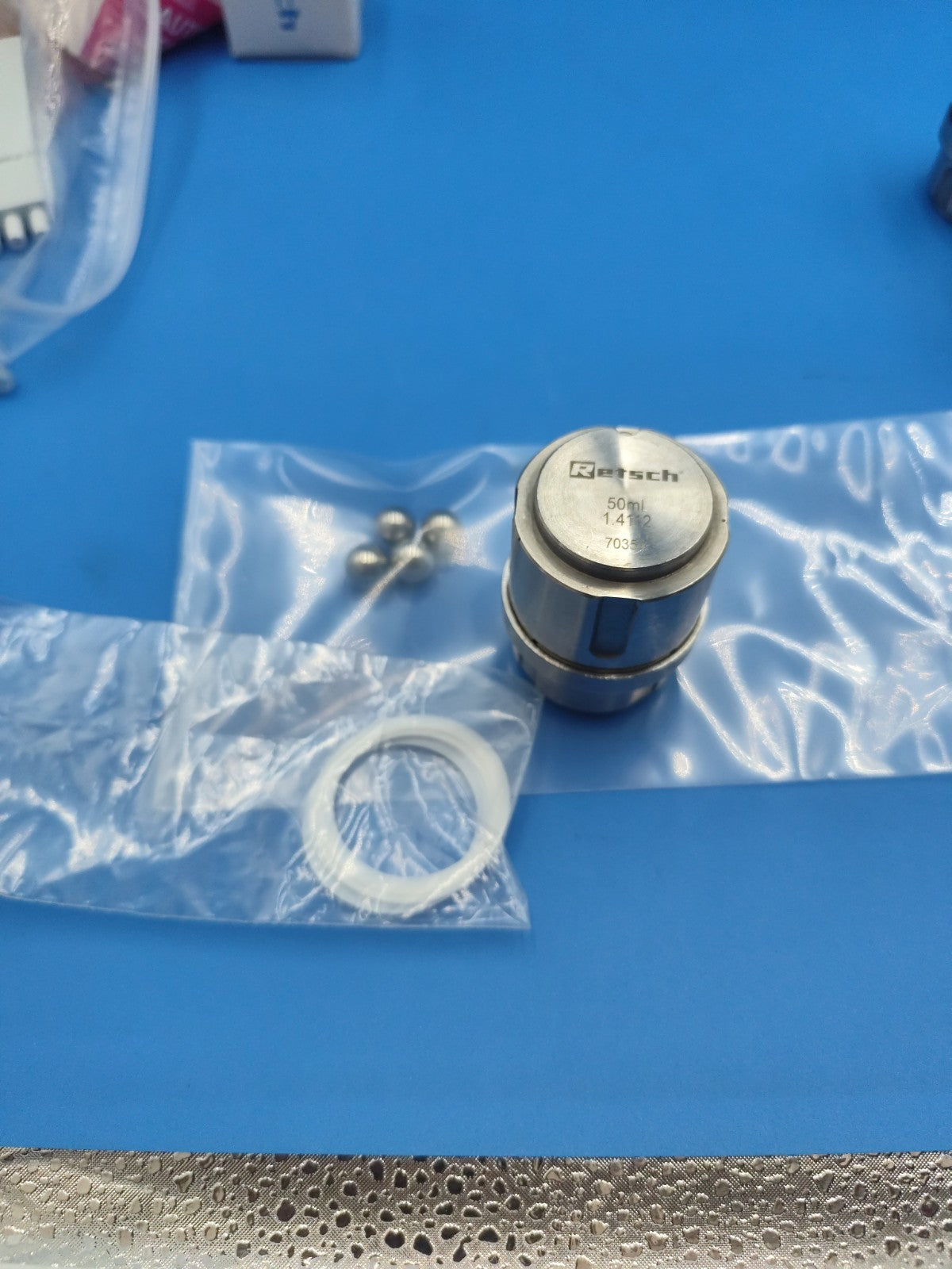 Retsch 50ml 70354 grinding jar 1.4112 With Seal And Grinding Balls