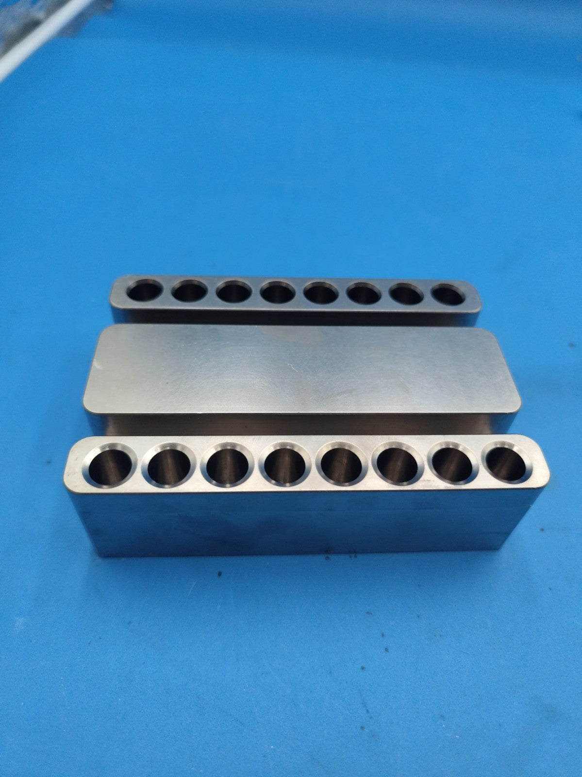 Applied Biosystems CytKick Max Tube Cooling Rack