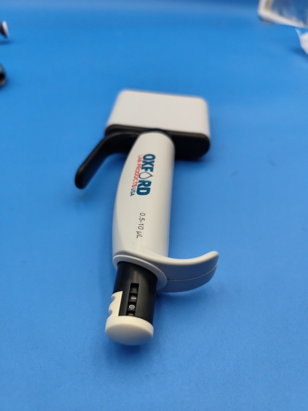 Oxford 0.5-10 ul 16 channel Pipette