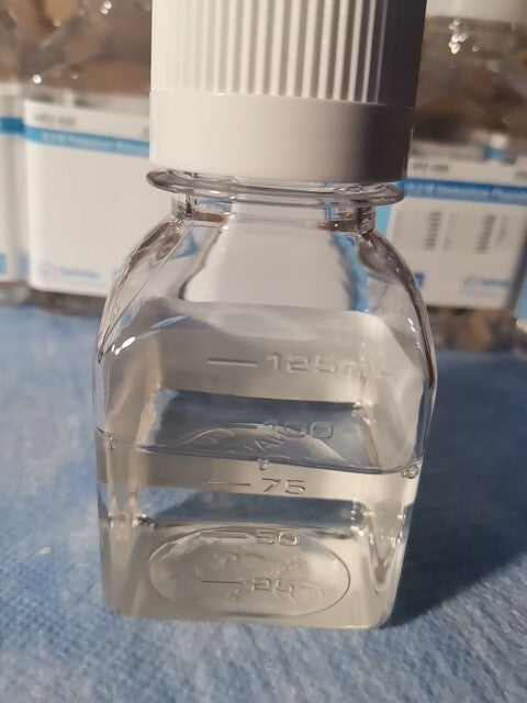 HR2-783 Bis Tris pH 6.5 Open Bottle