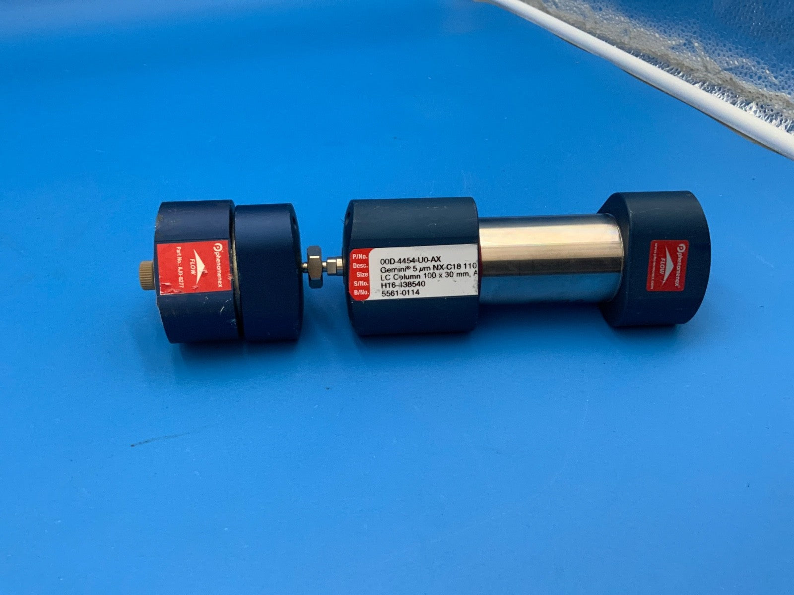 germini 5um NX-C18 LC 100x30mm with SecurityGuard PREP Cartridge Holder