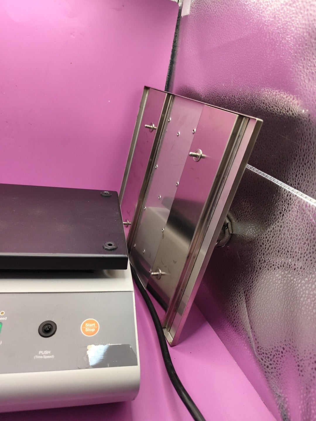 Corning LSE orbital shaker With Removable Top