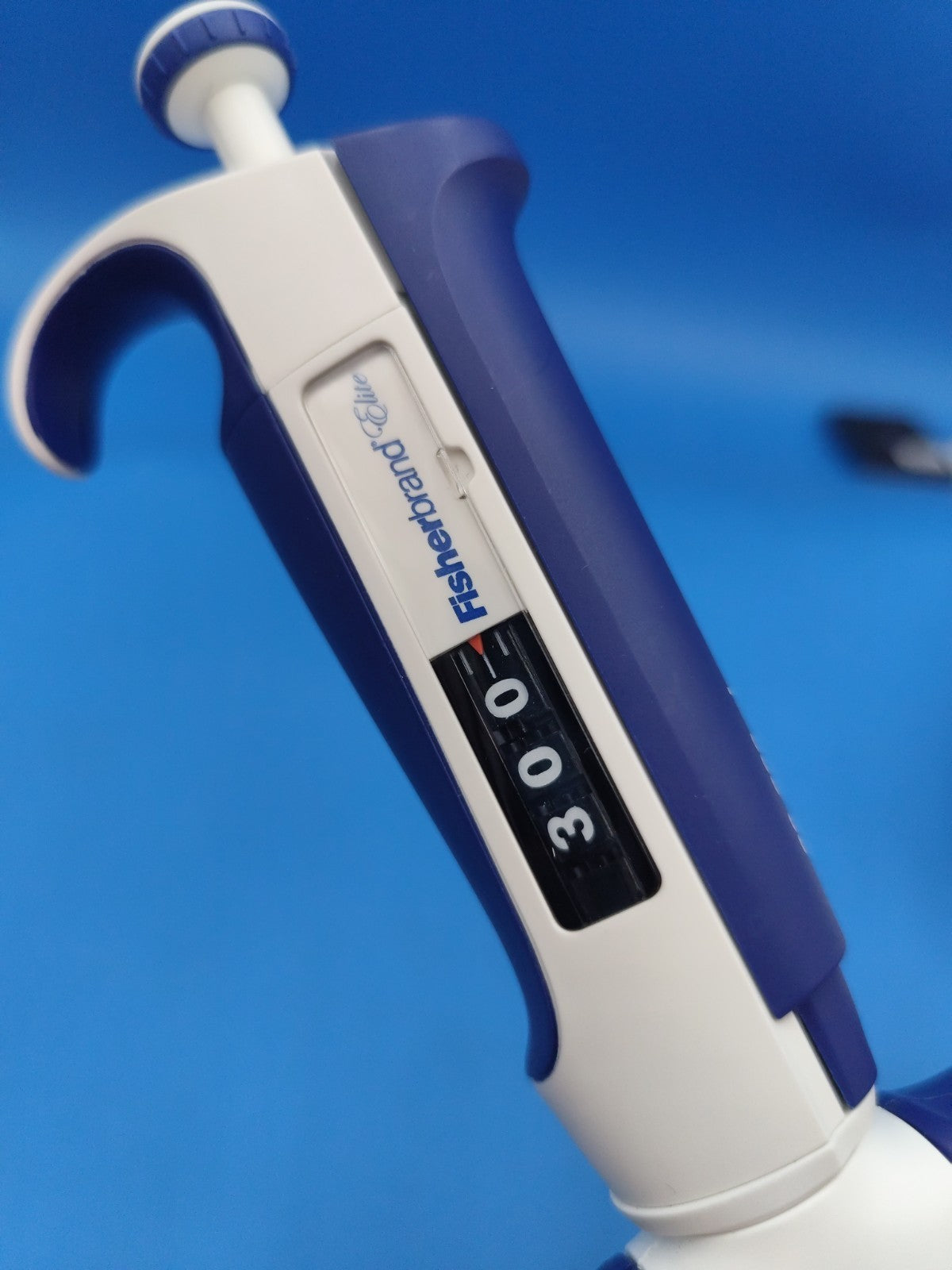 Fisherbrand Elite 12 Channel Multichannel Pipette 30-300 ul