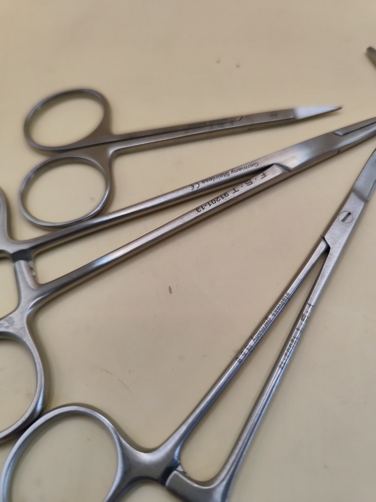 Lot Of 7 - FST Fine Science Tools And Miltex Surgical Stainless Scissors Germany