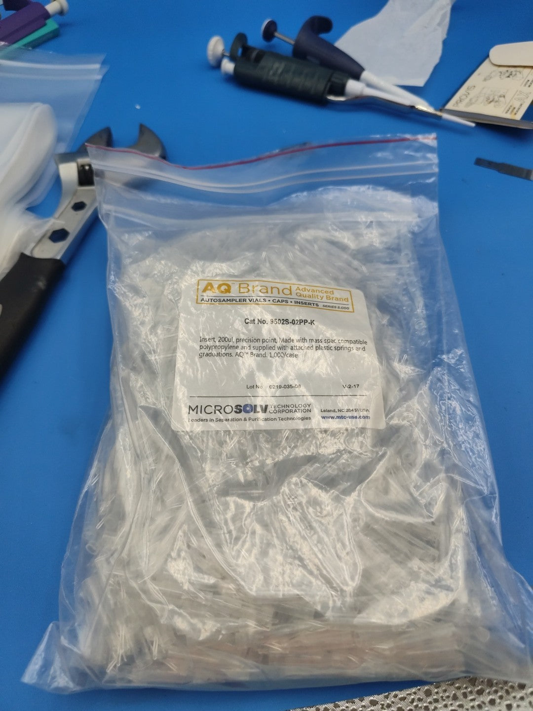 AQ brand 9502s-02pp-k insert 200ul Mass Spectrometry Compatible Polypropylene 