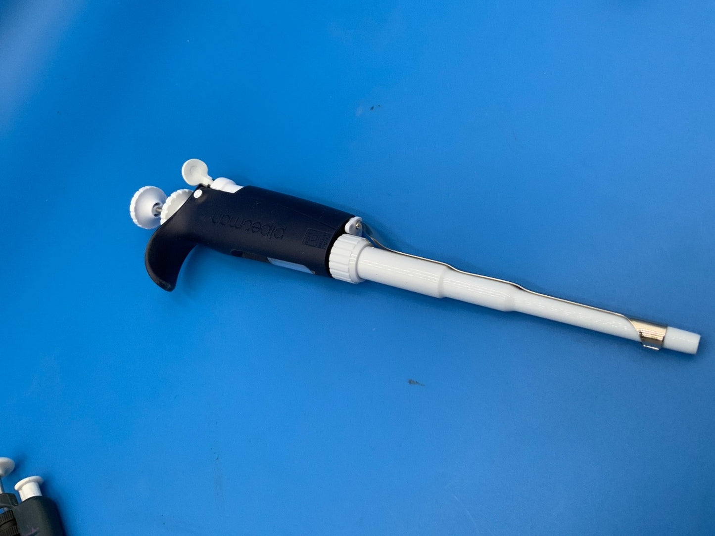 Gilson Pipetman or Equivalent Adjustable Single Multi Channel Manual Pipette Set