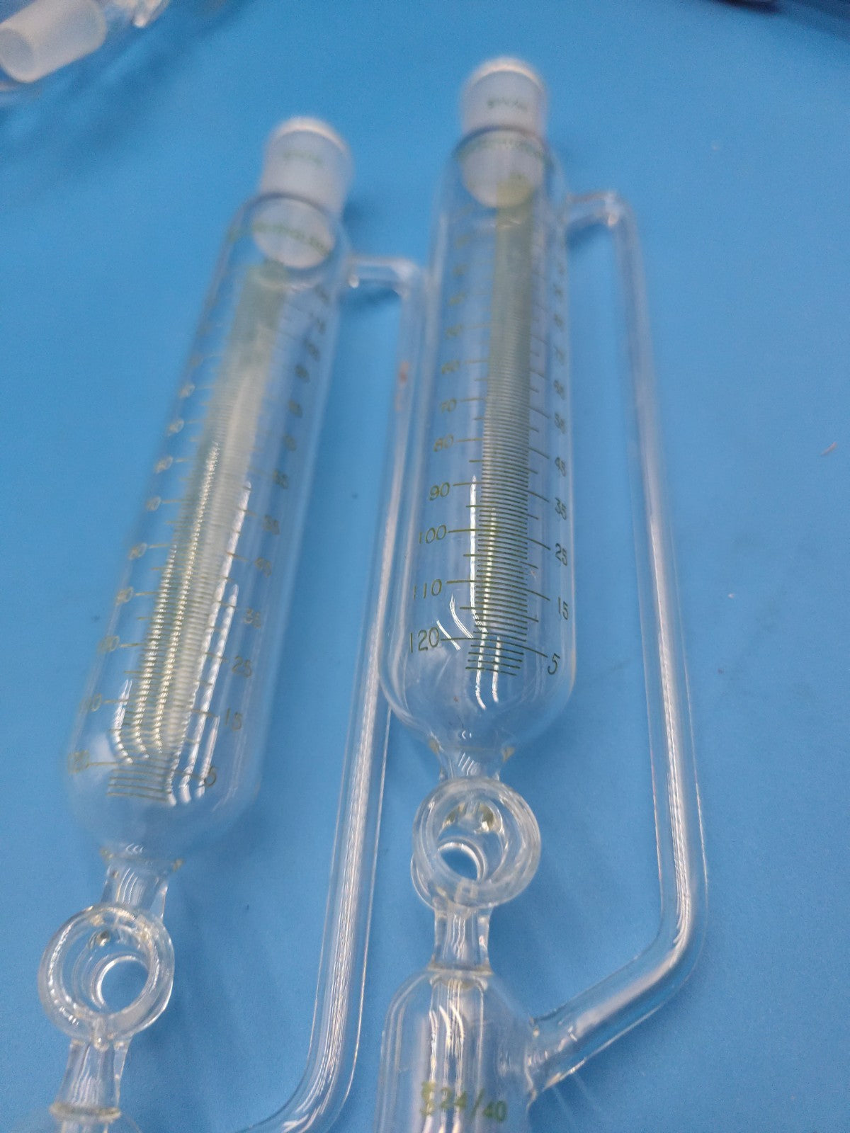 Pair Of Chemglass Addition Funnel 125ml 24/40