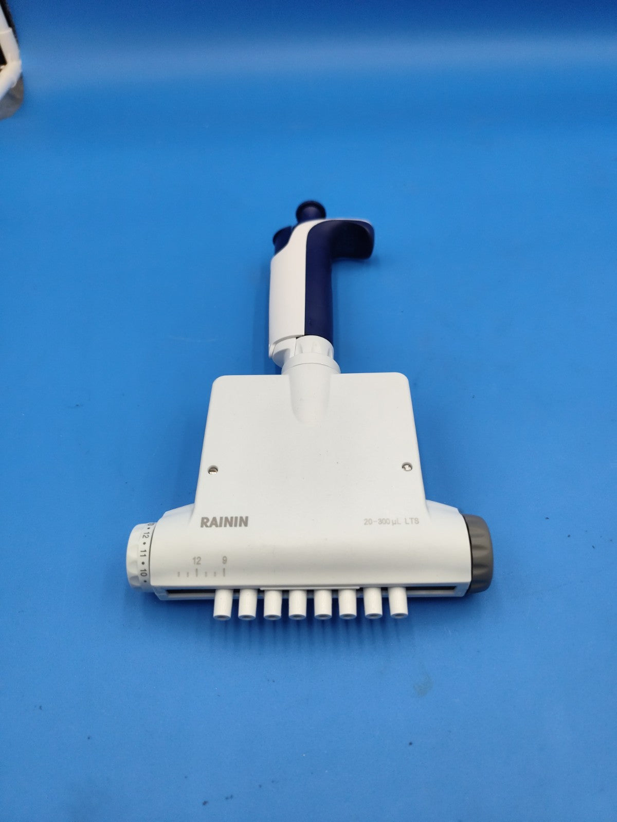 rainin 20-300 adjustable spacing 8 Channel