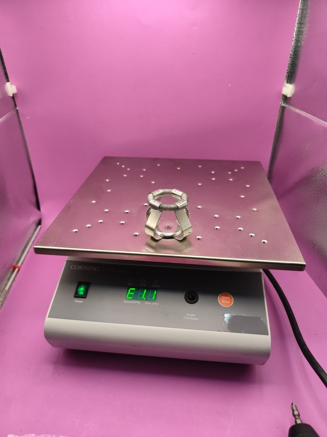 Corning LSE orbital shaker With Removable Top