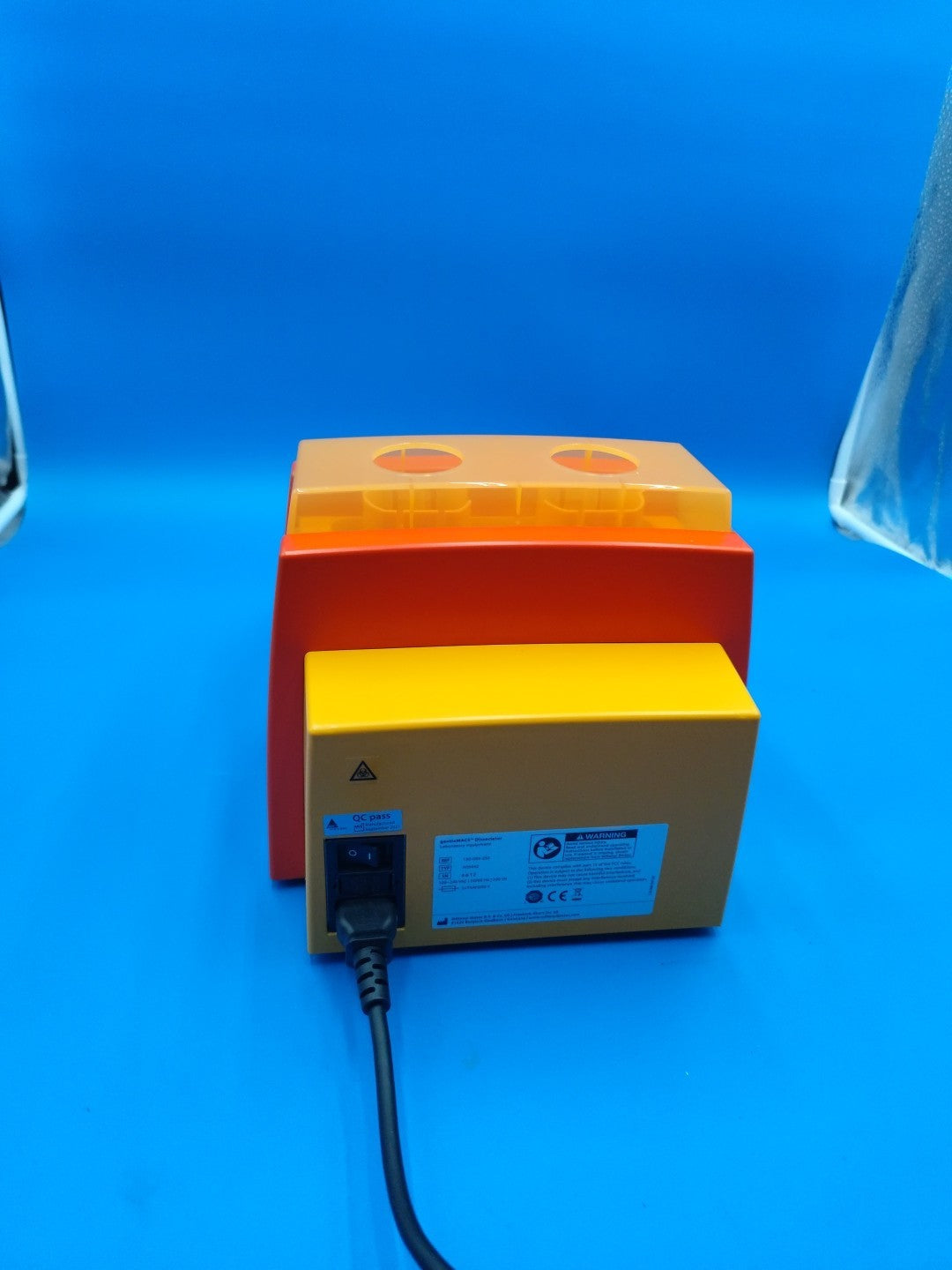 Miltenyi Biotec gentleMACS Dissociator 130-093-235