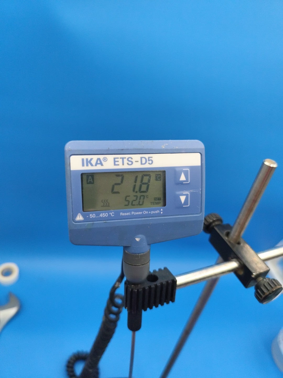 ika RET basic heating Magnetic stirrer with sensor With Safety Control w. Stand