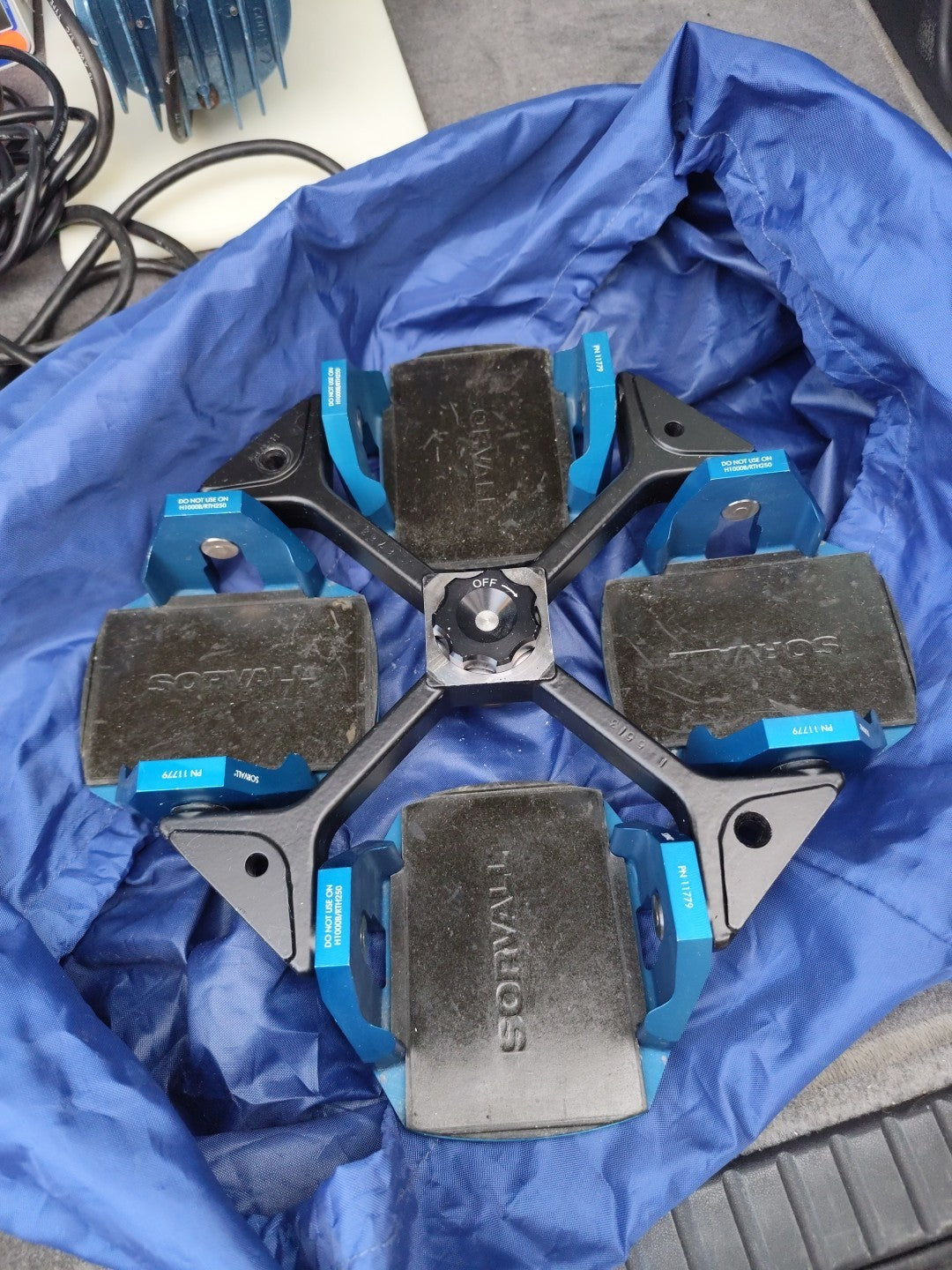 Sorvall Rotor And Four 11779 Swing Buckets For Plates