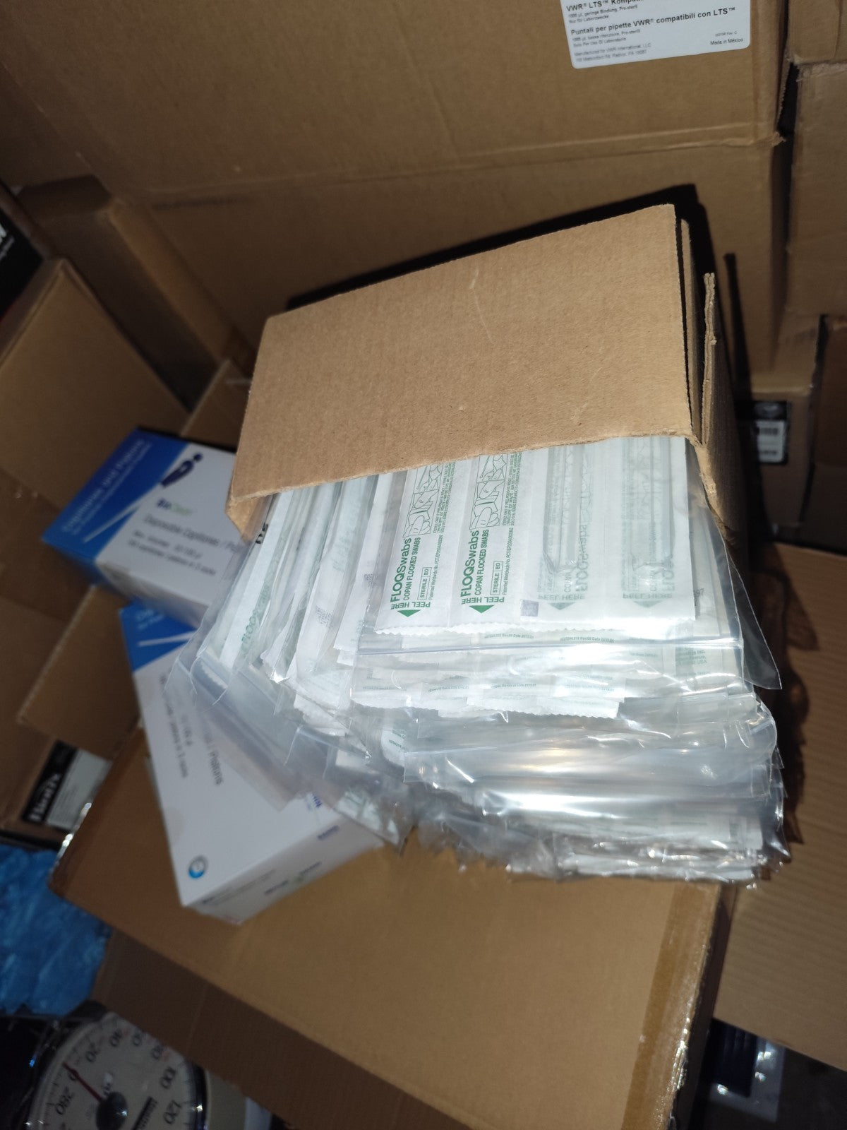 Swabs 100 Pieces 100 Swabs. 