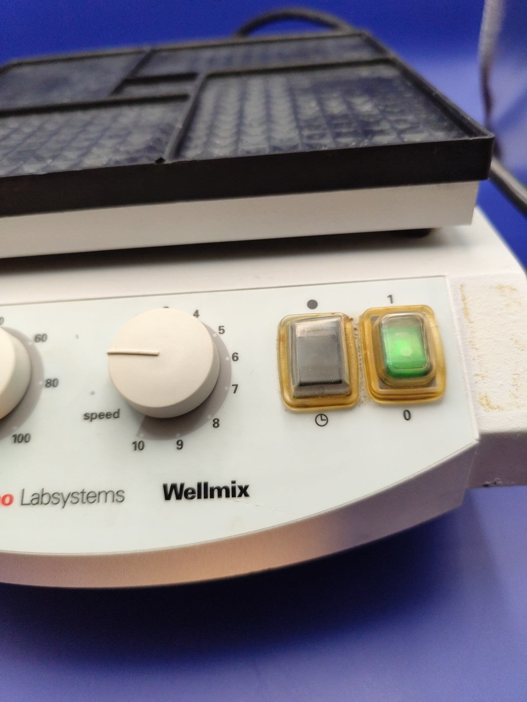 Thermo Labsystems Wellmix used Adjustable Shaking READ Shaker Mixer Rotator 